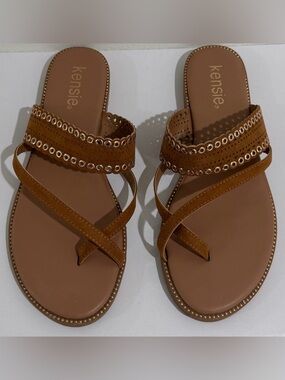 Kensie Brown Eyelet Toe-Loop Slide Sandals